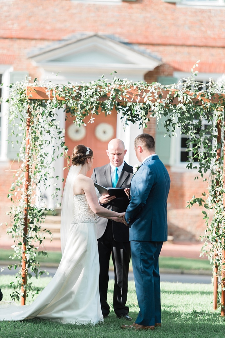 Edenton Courthouse Lawn Wedding Ceremony - Northeastern North Carolina (2)